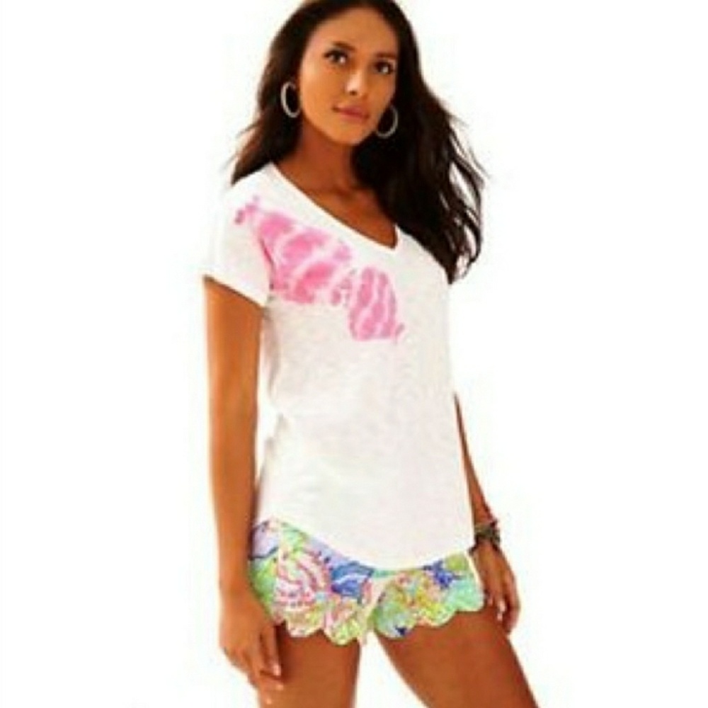 NWT Lilly Pulitzer Colie v neck t-shirt